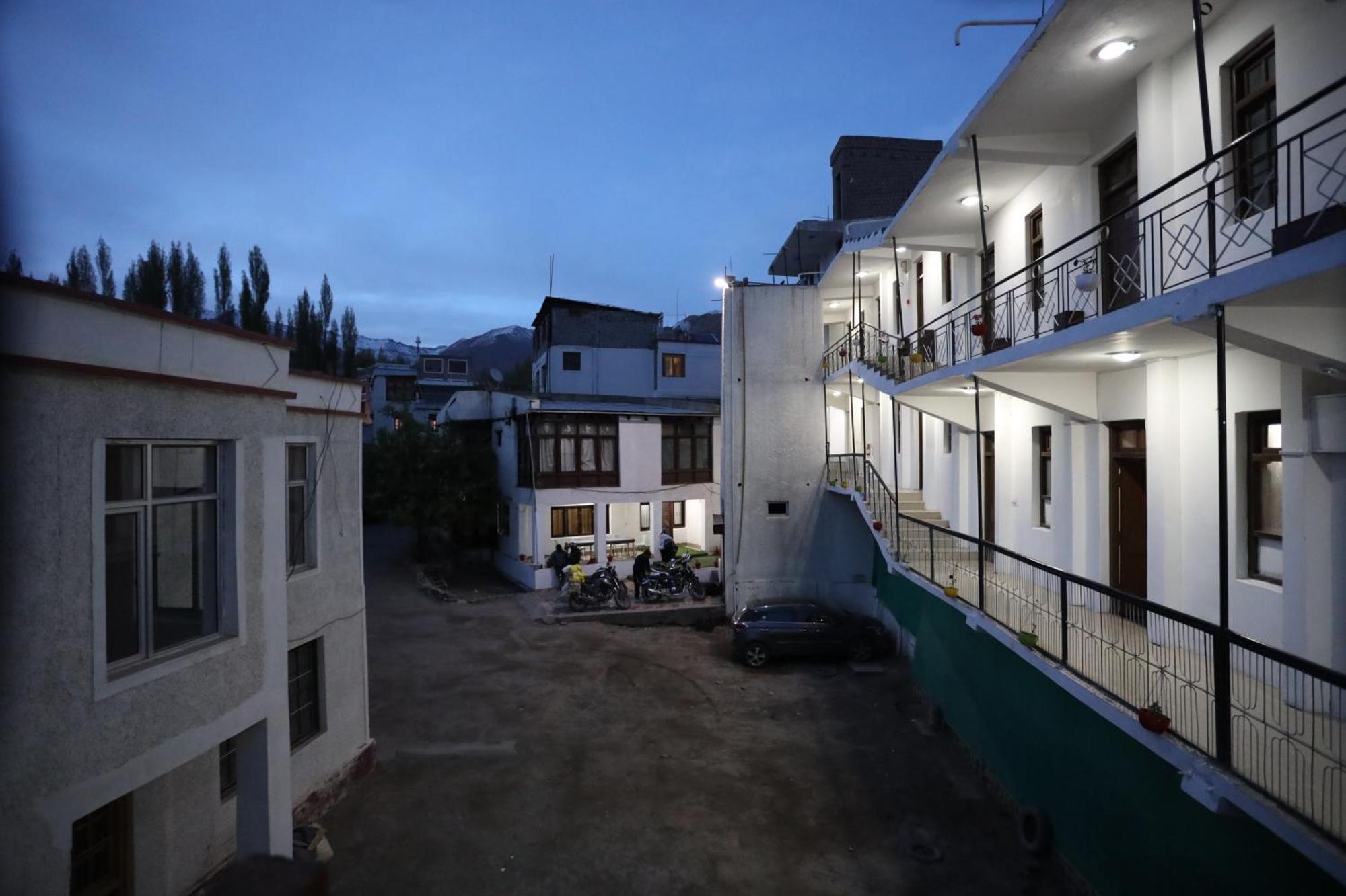 Hotel Jan Palace Leh Exterior foto